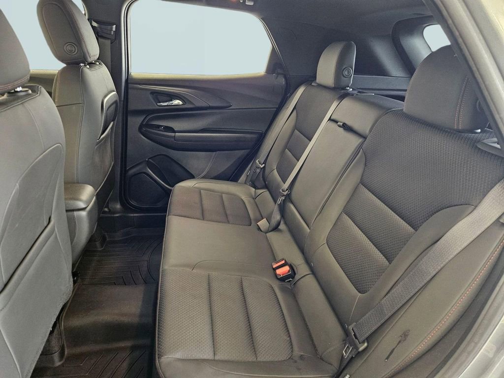 Used 2023 Chevrolet TrailBlazer RS w/ Sun and Liftgate Package image 24