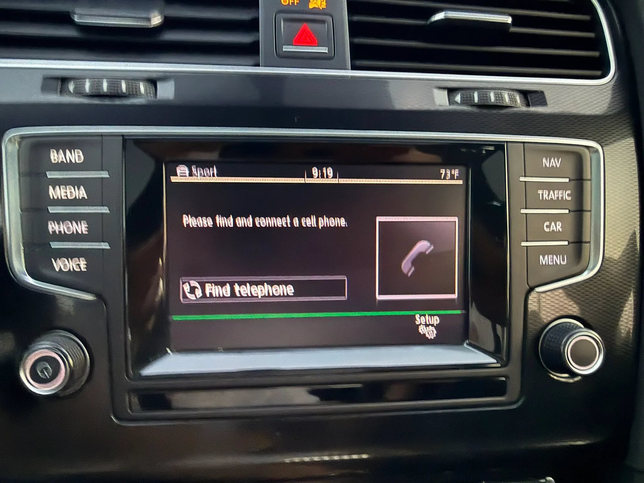Used 2015 Volkswagen Golf 4-Door FWD image 22