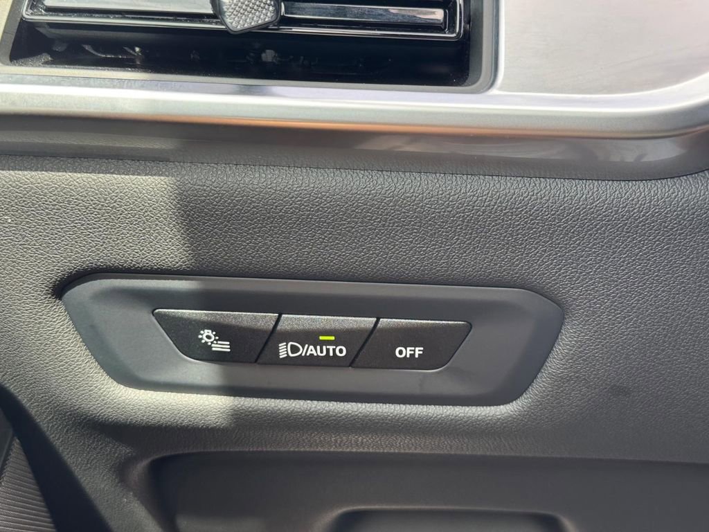 Used 2024 BMW X5 xDrive40i w/ Premium Package AWD/4WD image 24