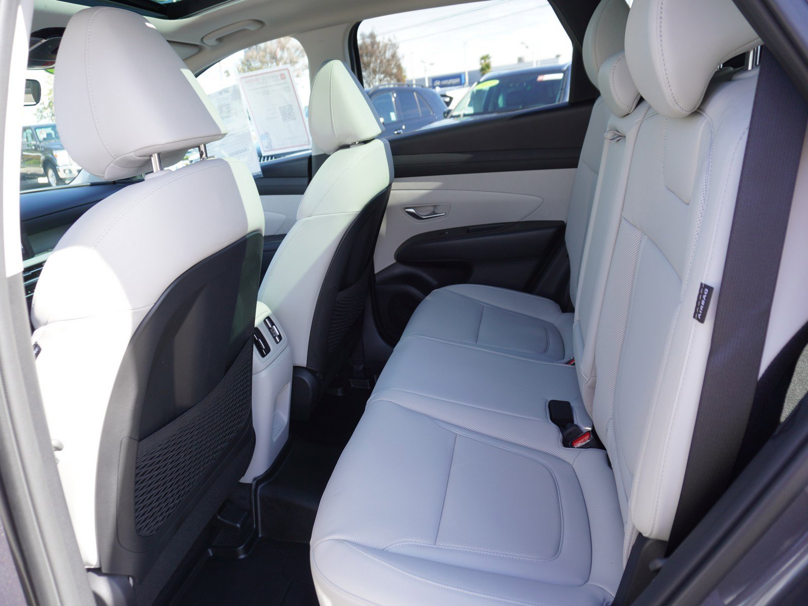 Used 2025 Hyundai Tucson SEL image 13