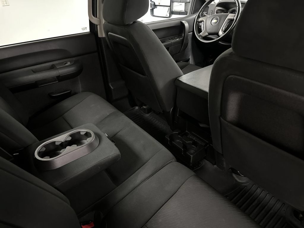 Used 2014 Chevrolet Silverado 2500 LT w/ Interior Plus Package AWD/4WD image 22