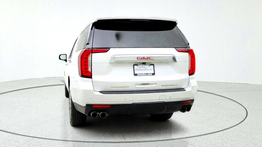 Used 2022 GMC Yukon XL Denali AWD/4WD image 6