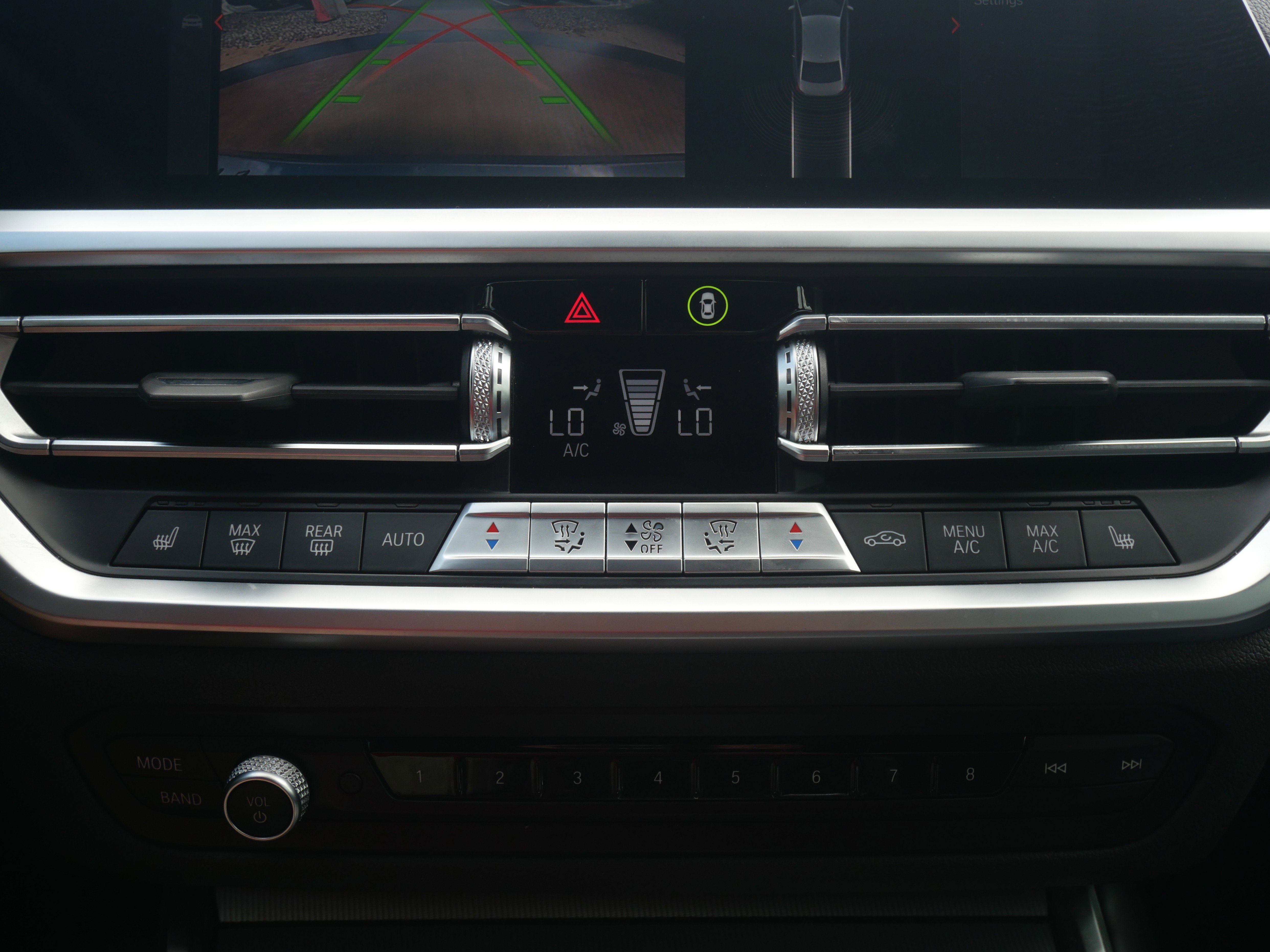 Used 2022 BMW 330i xDrive Sedan w/ Premium Package 2 image 16