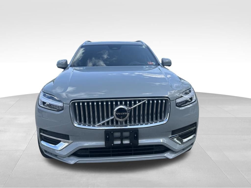 Used 2024 Volvo XC90 B6 Ultimate w/ Protection Package Premier image 8