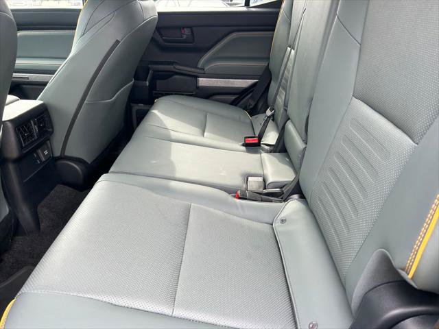 Certified 2025 Toyota 4Runner Trailhunter AWD/4WD image 17