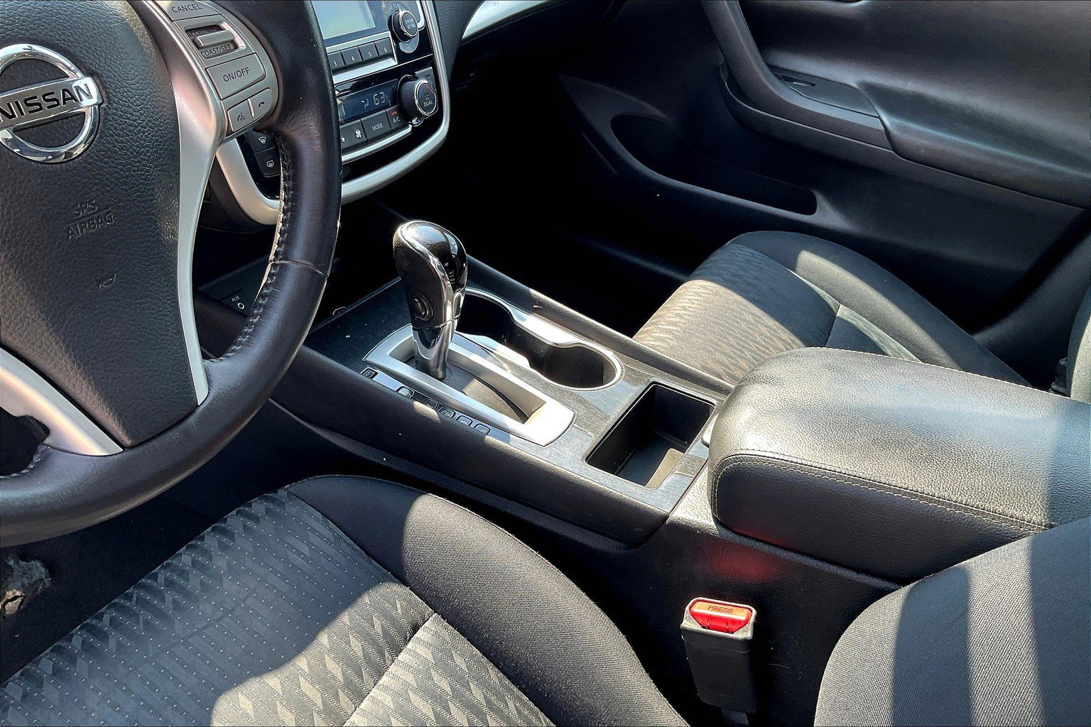 Used 2018 Nissan Altima 2.5 SV image 15