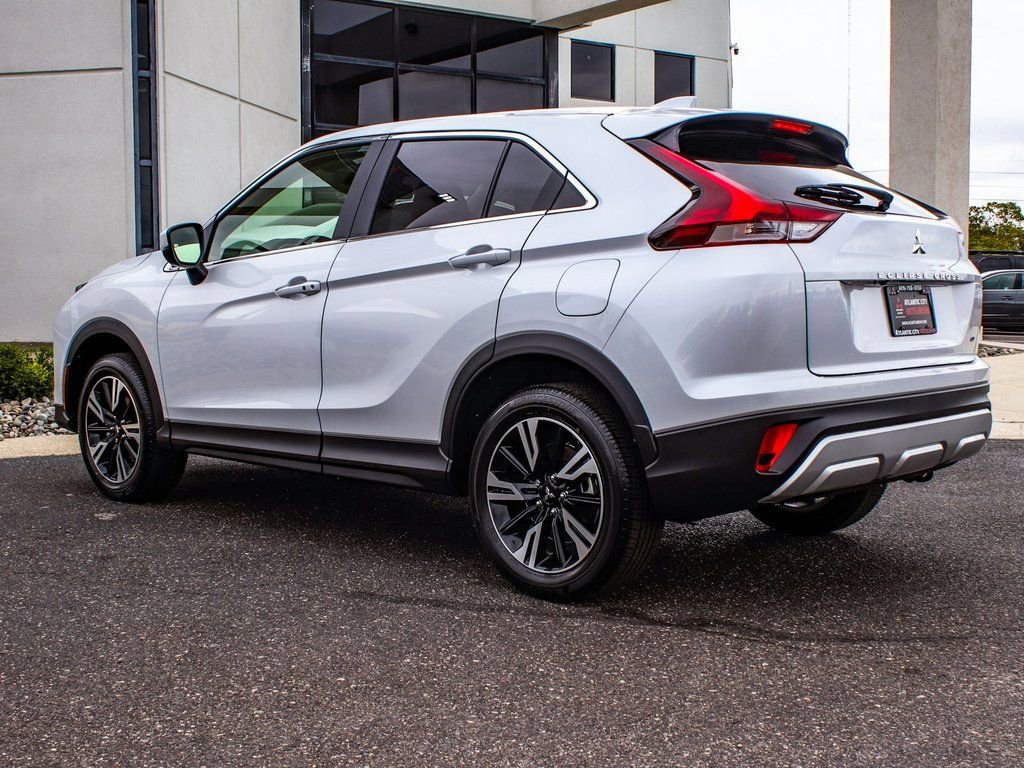 New 2026 Mitsubishi Eclipse Cross SE image 4