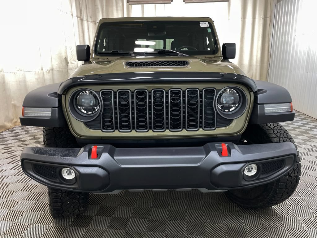 Used 2025 Jeep Gladiator Mojave w/ Safety Group AWD/4WD image 14