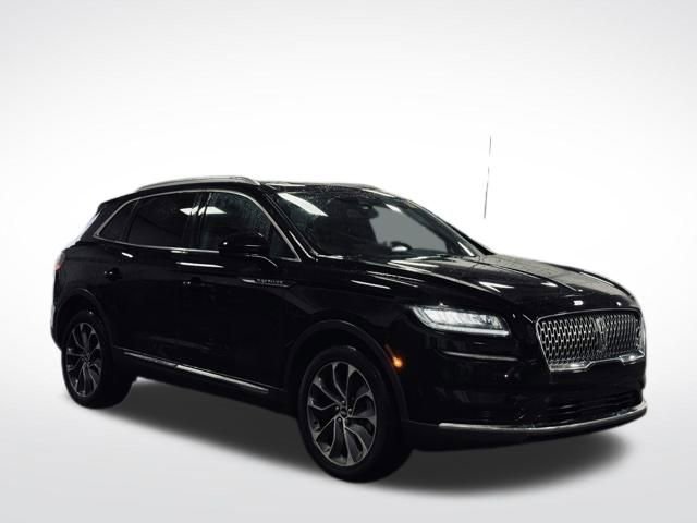 Used 2022 Lincoln Nautilus Reserve image 4