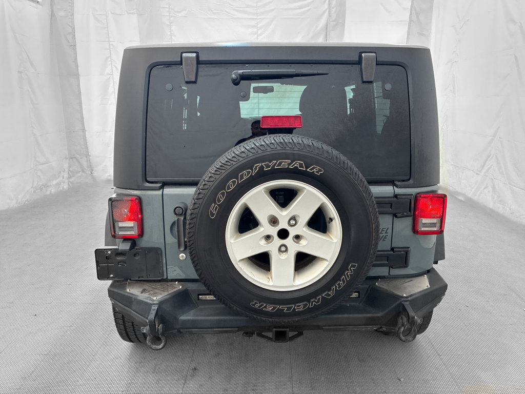 Used 2014 Jeep Wrangler Sport AWD/4WD image 5