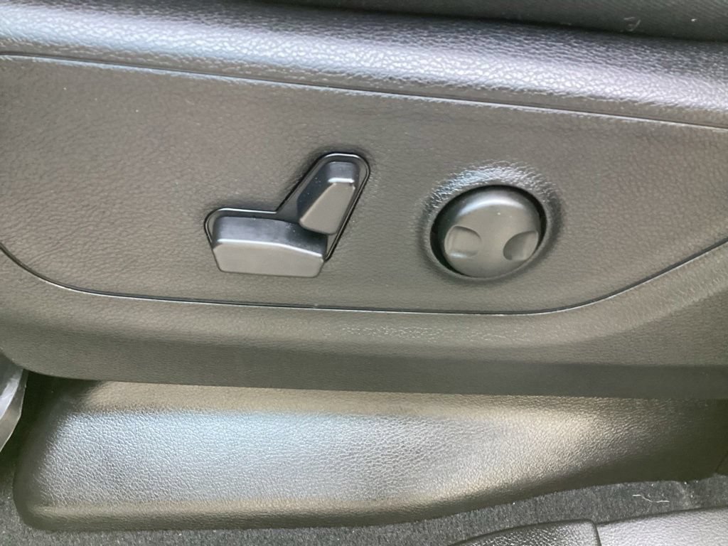Used 2026 RAM 1500 Big Horn AWD/4WD image 15