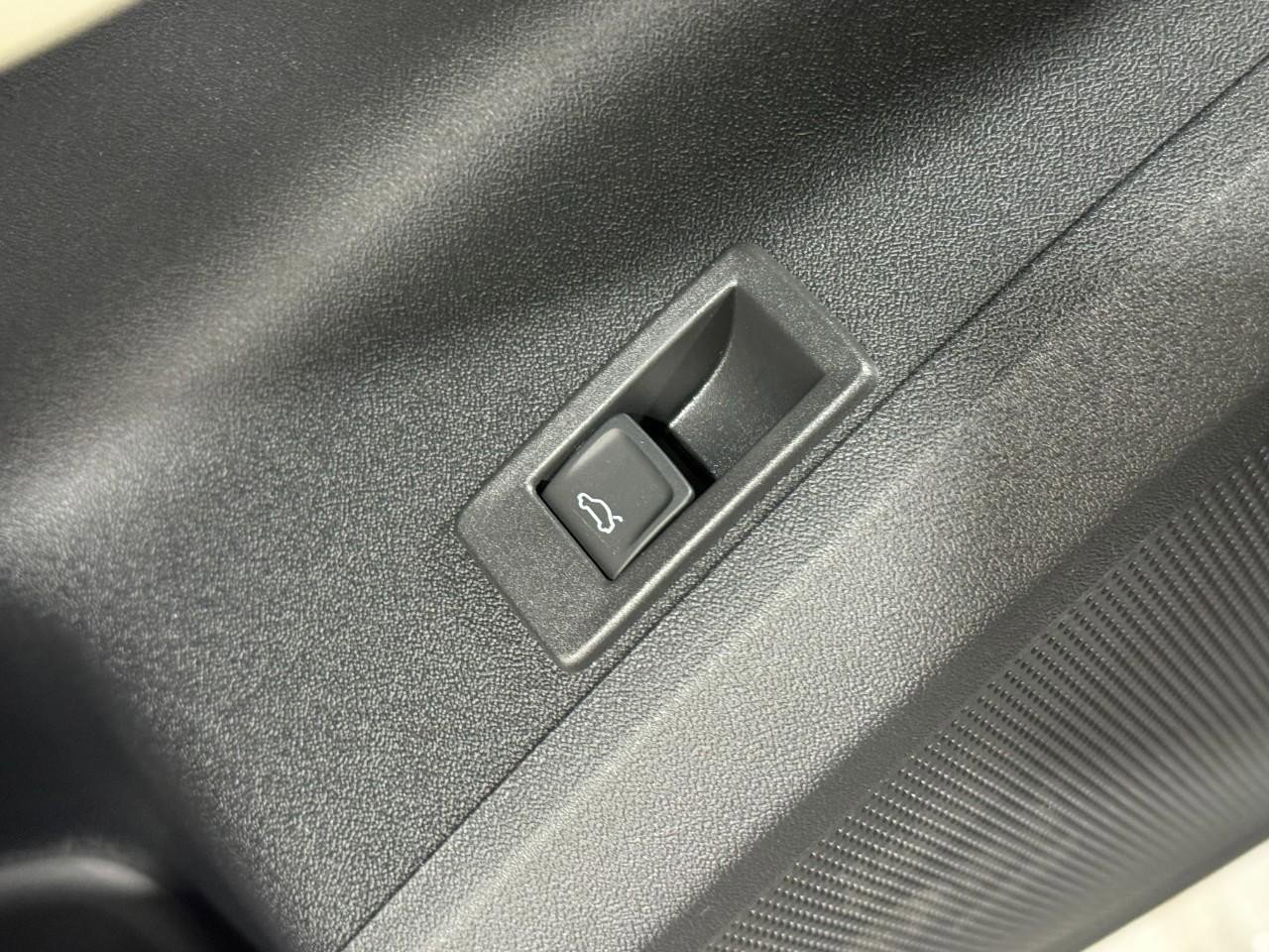 New 2025 Audi Q5 Premium Plus image 25