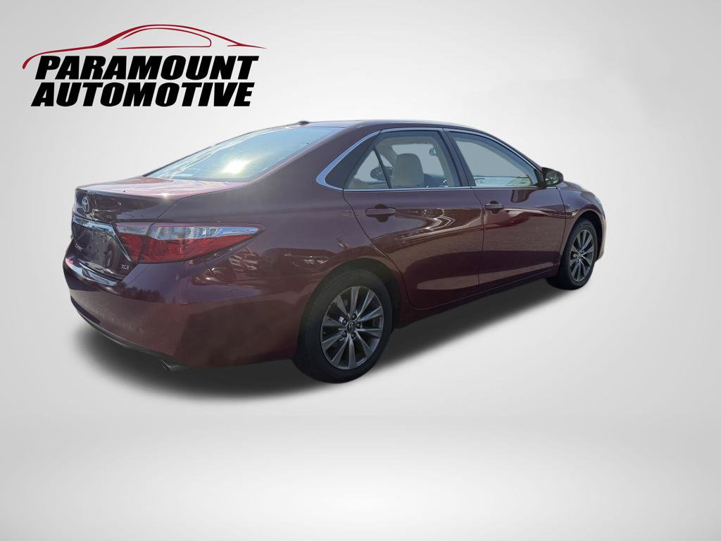 Used 2017 Toyota Camry XLE w/ Moonroof Package FWD image 7