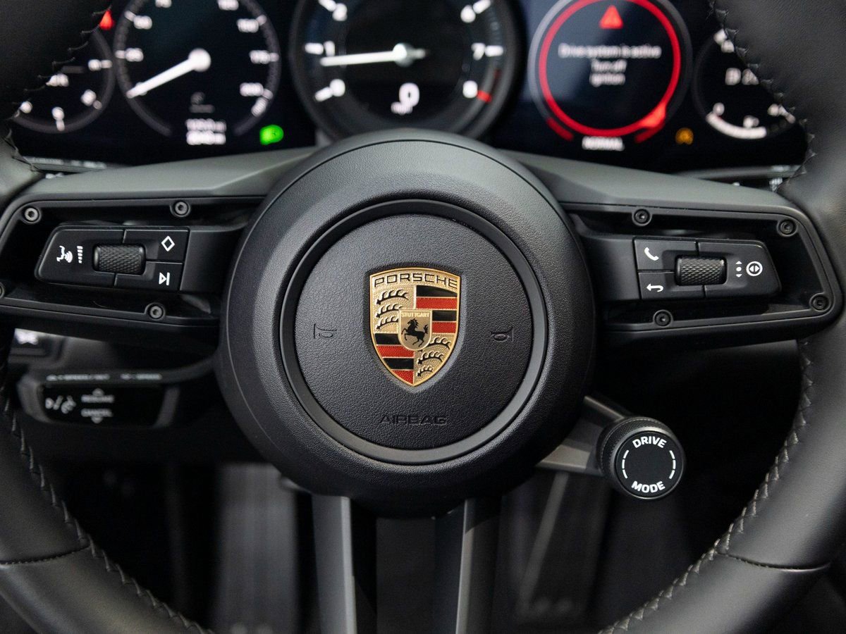 Certified 2024 Porsche 911 Carrera T image 21