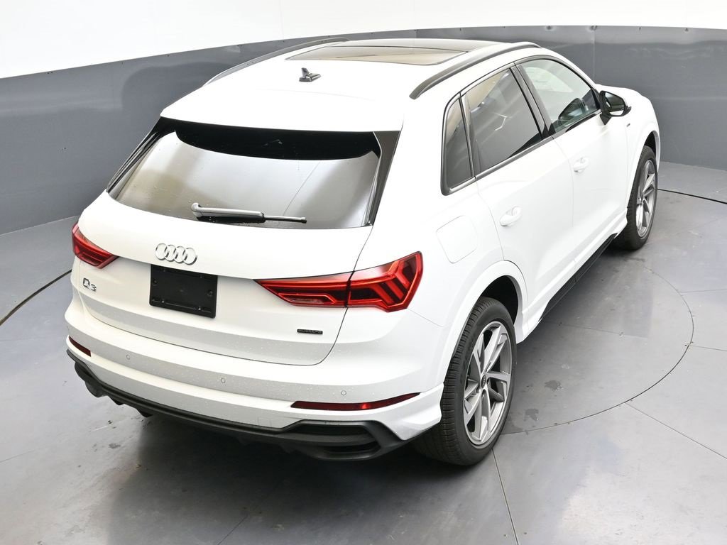 New 2025 Audi Q3 2.0T Premium image 40