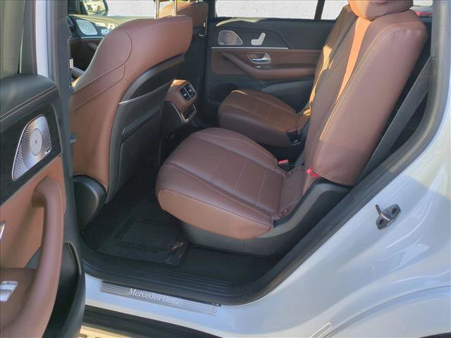 Used 2025 Mercedes-Benz GLS 450 4MATIC image 21