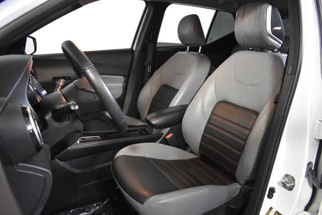 Used 2021 Nissan Kicks SR w/ SR Premium Package FWD image 9