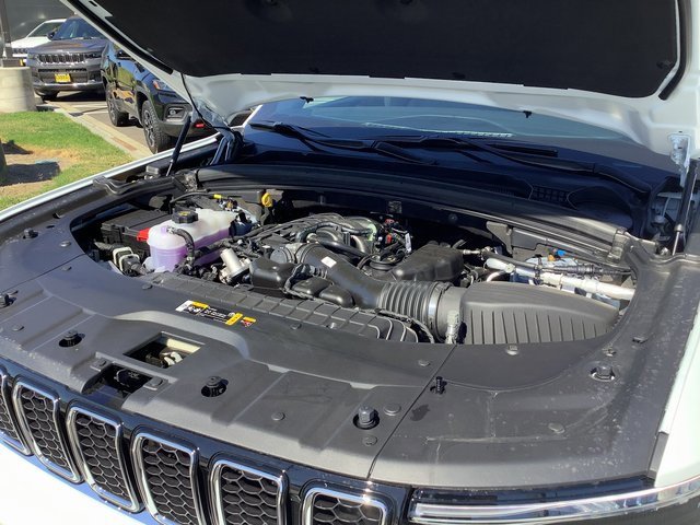 New 2025 Jeep Grand Cherokee L Overland image 49