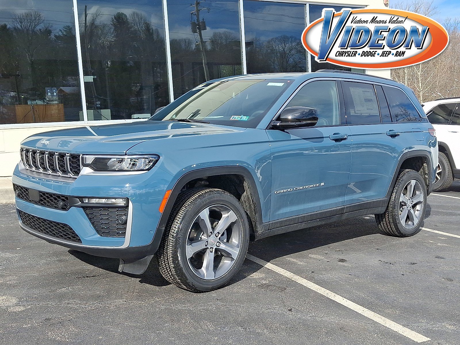 New 2026 Jeep Grand Cherokee Limited