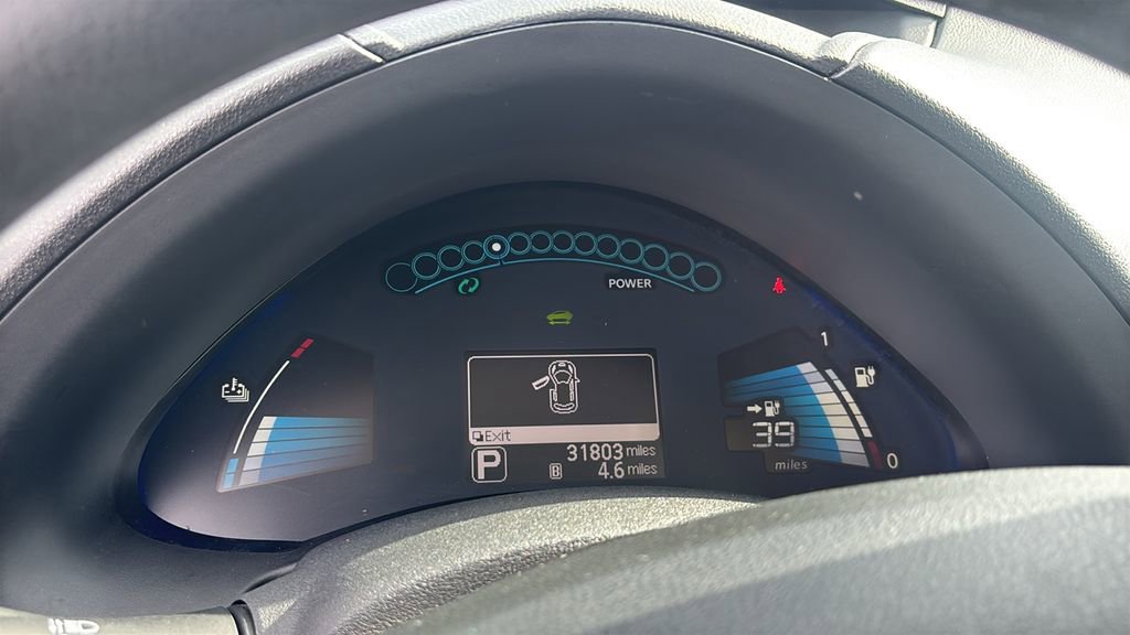 Used 2017 Nissan Leaf S image 16