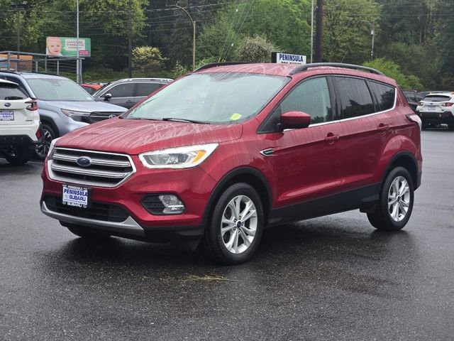 Used 2017 Ford Escape SE w/ Equipment Group 201A image 5