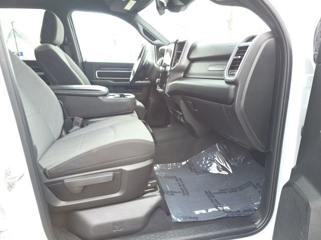 Used 2024 RAM 2500 Big Horn w/ Safety Group image 50