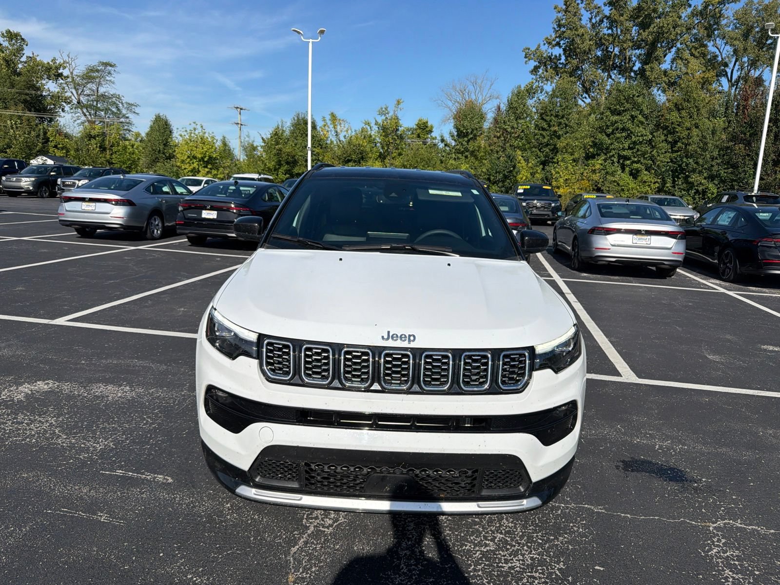 Used 2024 Jeep Compass Limited w/ Elite Group AWD/4WD image 9