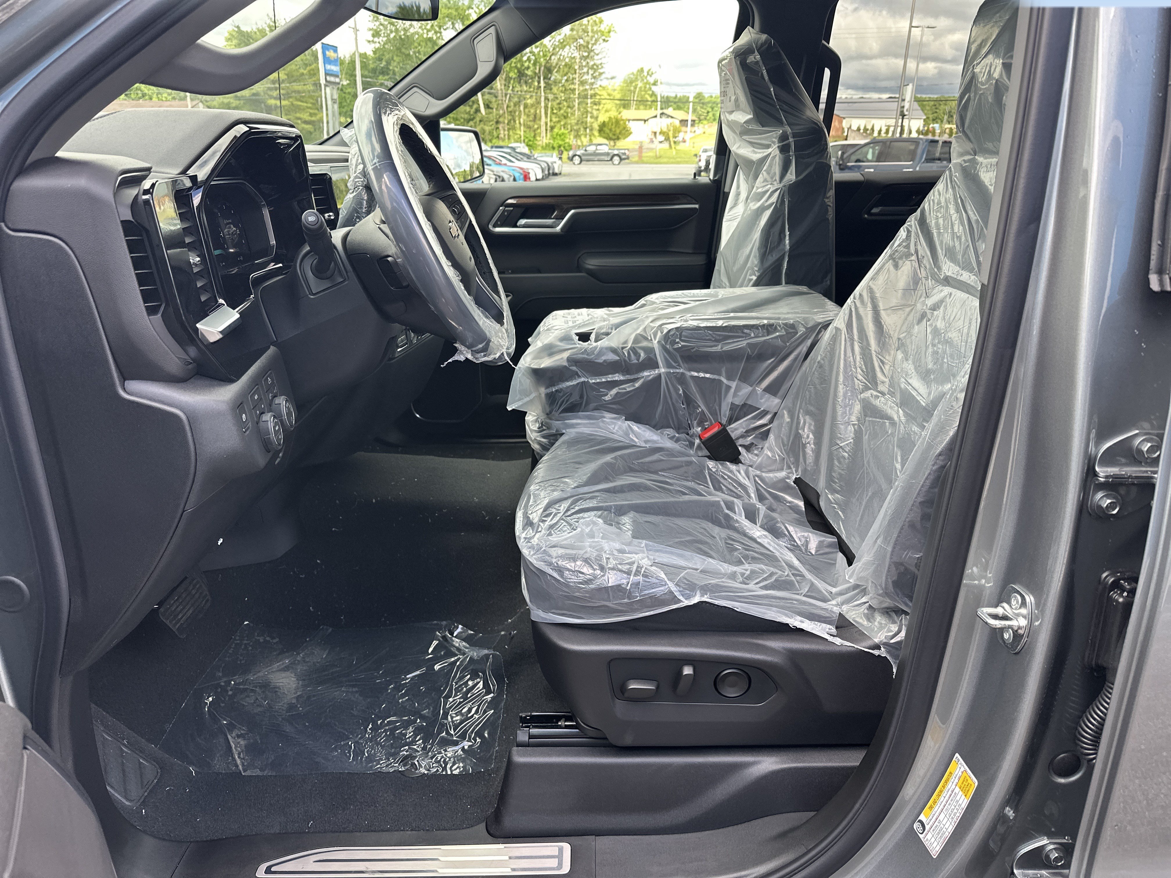 New 2026 Chevrolet Silverado 1500 LT AWD/4WD image 10