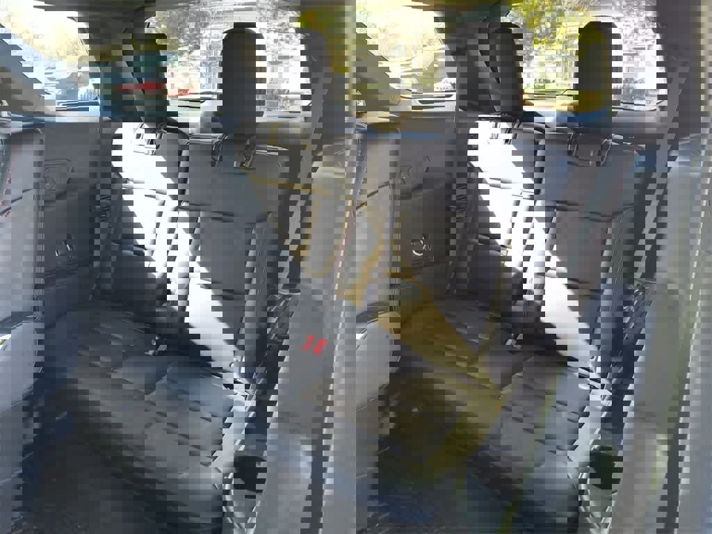 Used 2025 Ford Explorer ST-Line w/ Premium Package image 24