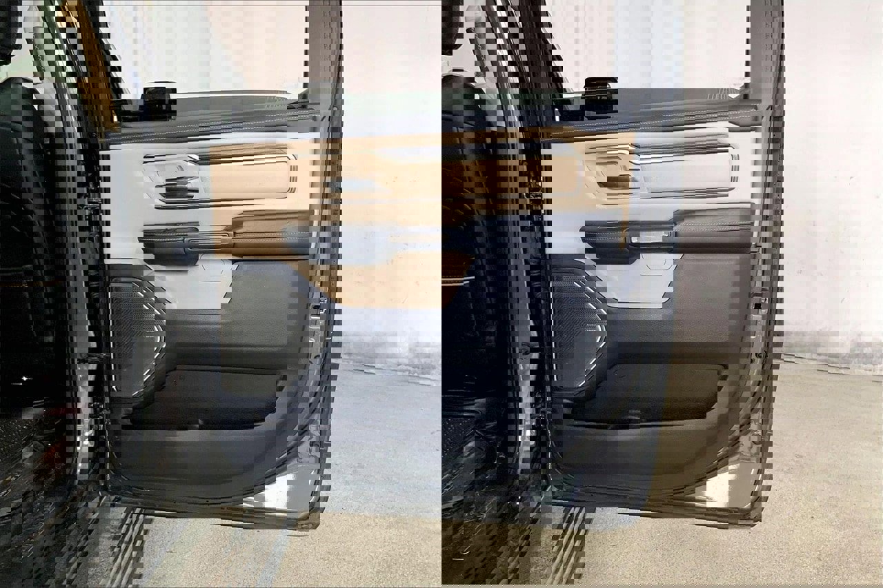 Used 2020 RAM 1500 Limited image 23