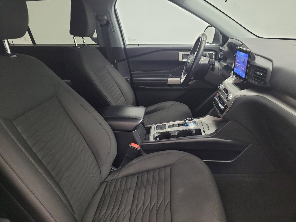 Used 2021 Ford Explorer XLT image 21
