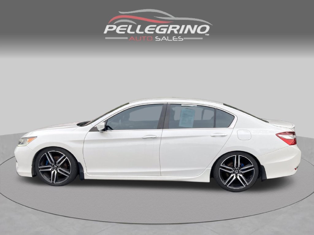 Used 2017 Honda Accord Sport image 3