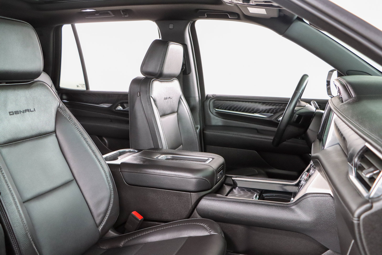 Used 2023 GMC Yukon Denali AWD/4WD image 31