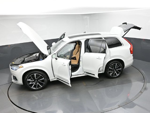 Used 2024 Volvo XC90 B6 Ultimate w/ Protection Package AWD/4WD image 52
