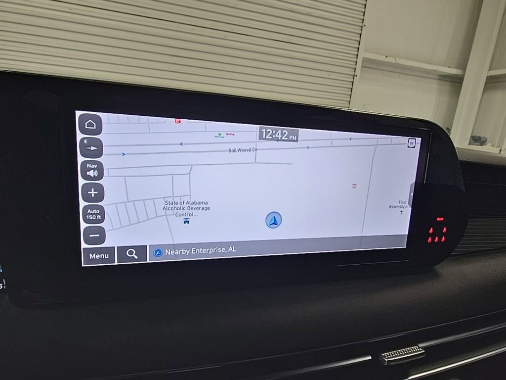 Used 2024 Hyundai Palisade Calligraphy image 16