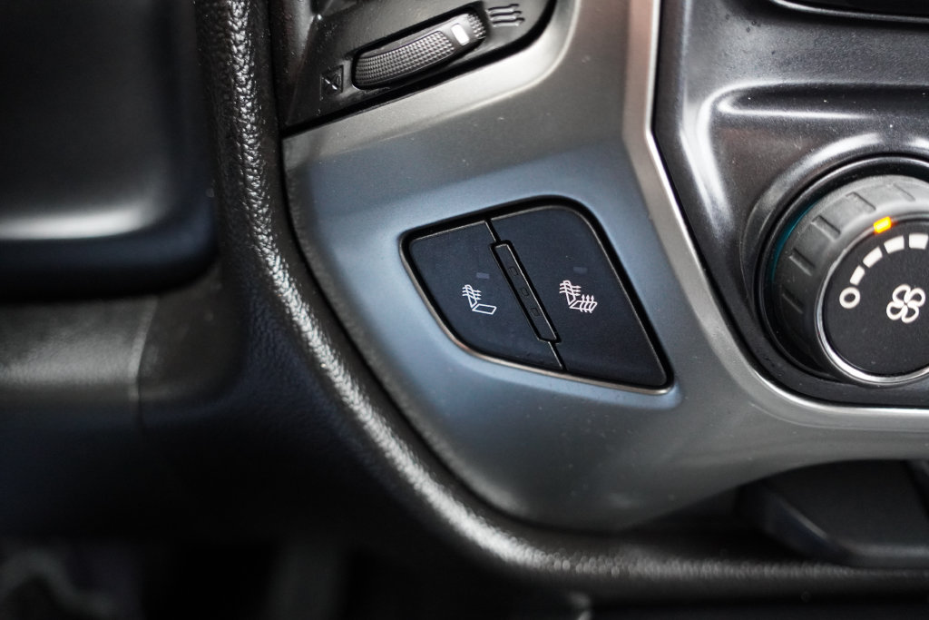 Used 2016 Chevrolet Silverado 1500 LT AWD/4WD image 28
