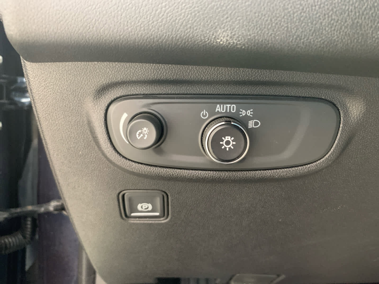 Used 2018 GMC Terrain SLE w/ Driver Convenience Package image 21