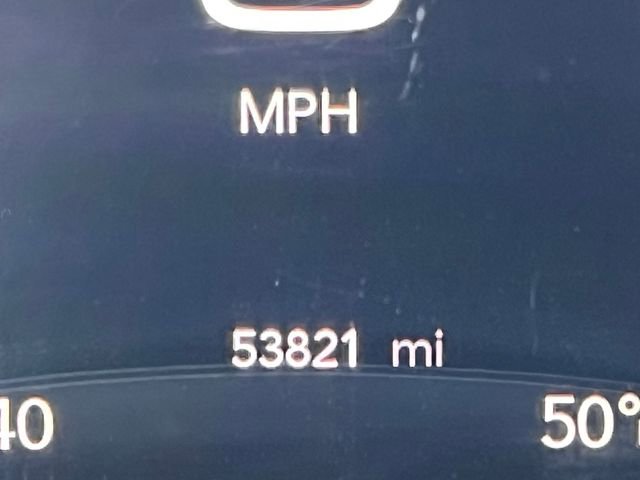 Used 2024 Chrysler Pacifica Touring-L image 6