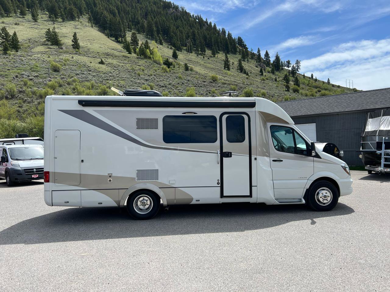 Used 2016 Mercedes-Benz Sprinter 3500 image 6