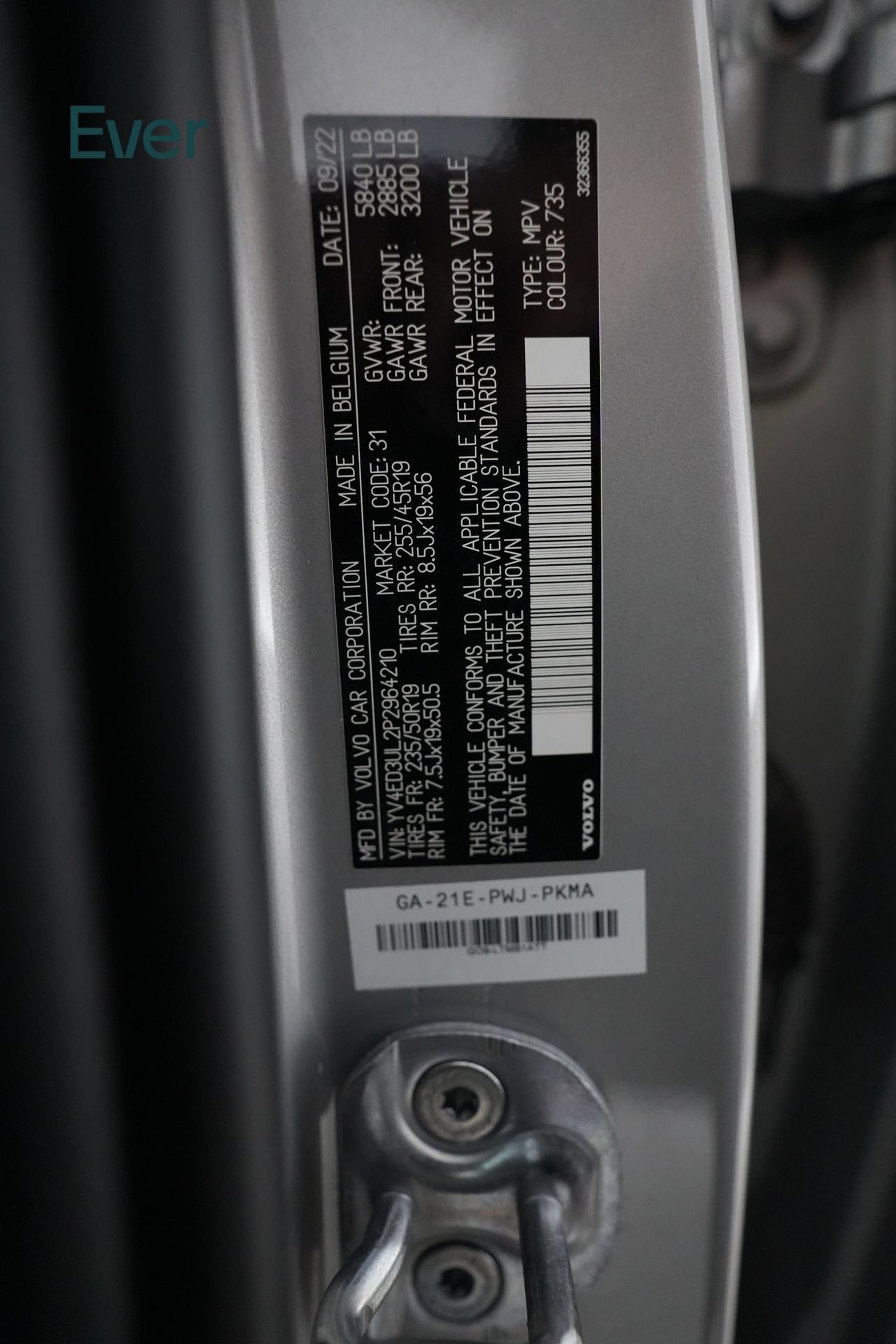 Used 2023 Volvo XC40 Recharge Plus AWD/4WD image 29