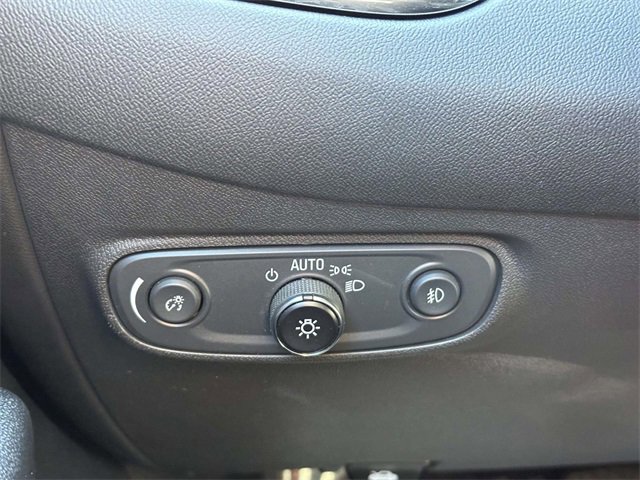 Used 2022 Chevrolet Equinox Premier image 30