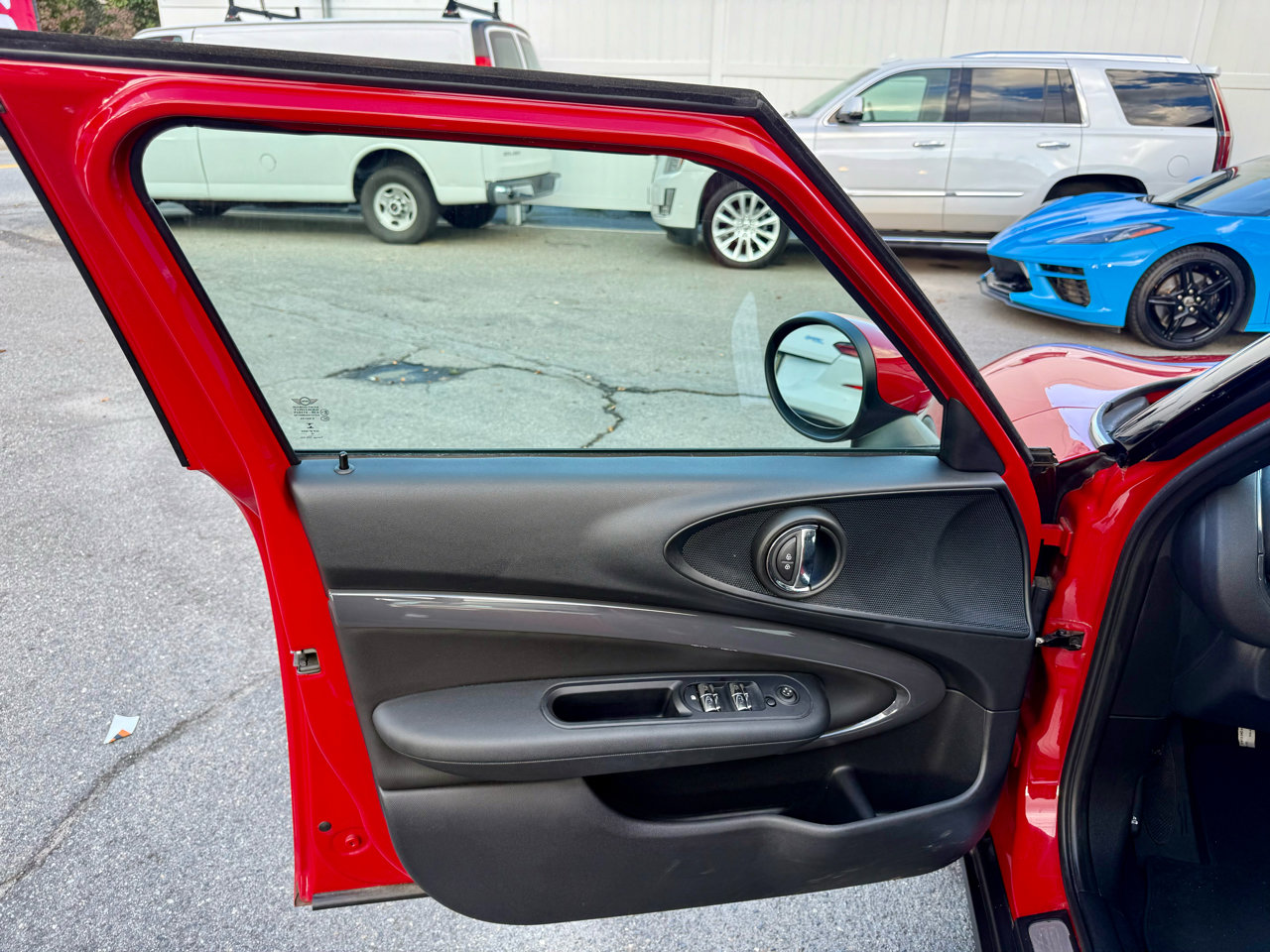 Used 2019 MINI Cooper Clubman S image 14