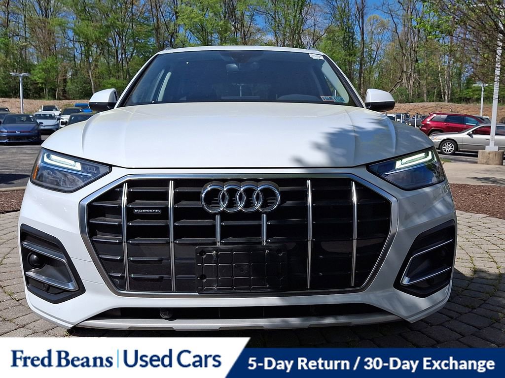 Used 2023 Audi Q5 2.0T Premium w/ Convenience Package AWD/4WD image 2