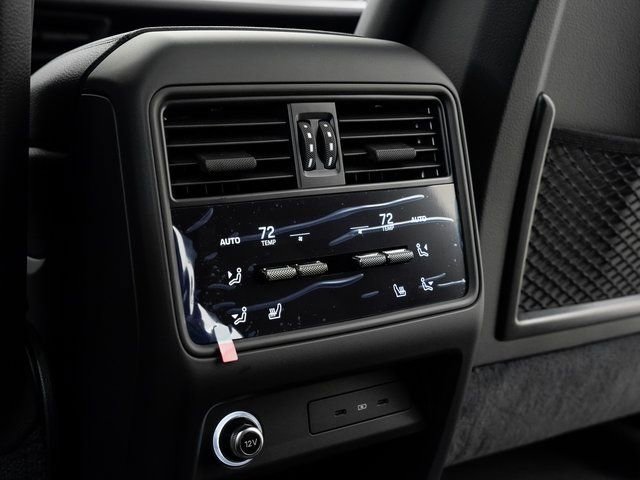 Certified 2025 Porsche Cayenne Coupe image 25