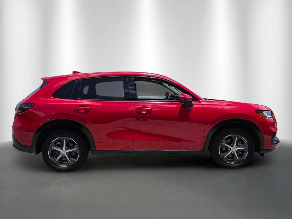 Certified 2024 Honda HR-V EX-L image 2
