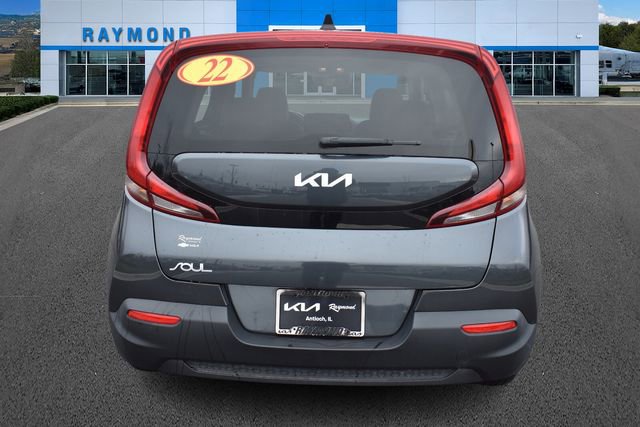 Certified 2022 Kia Soul LX w/ Technology Package image 4