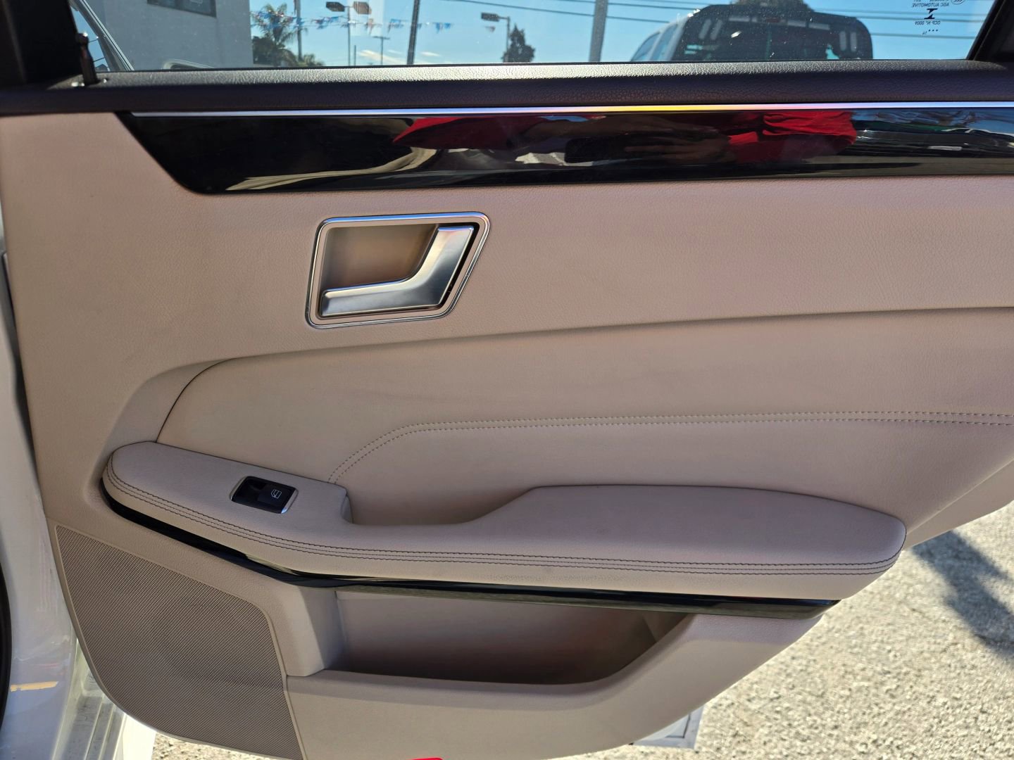 Used 2014 Mercedes-Benz E 350 Sport image 16