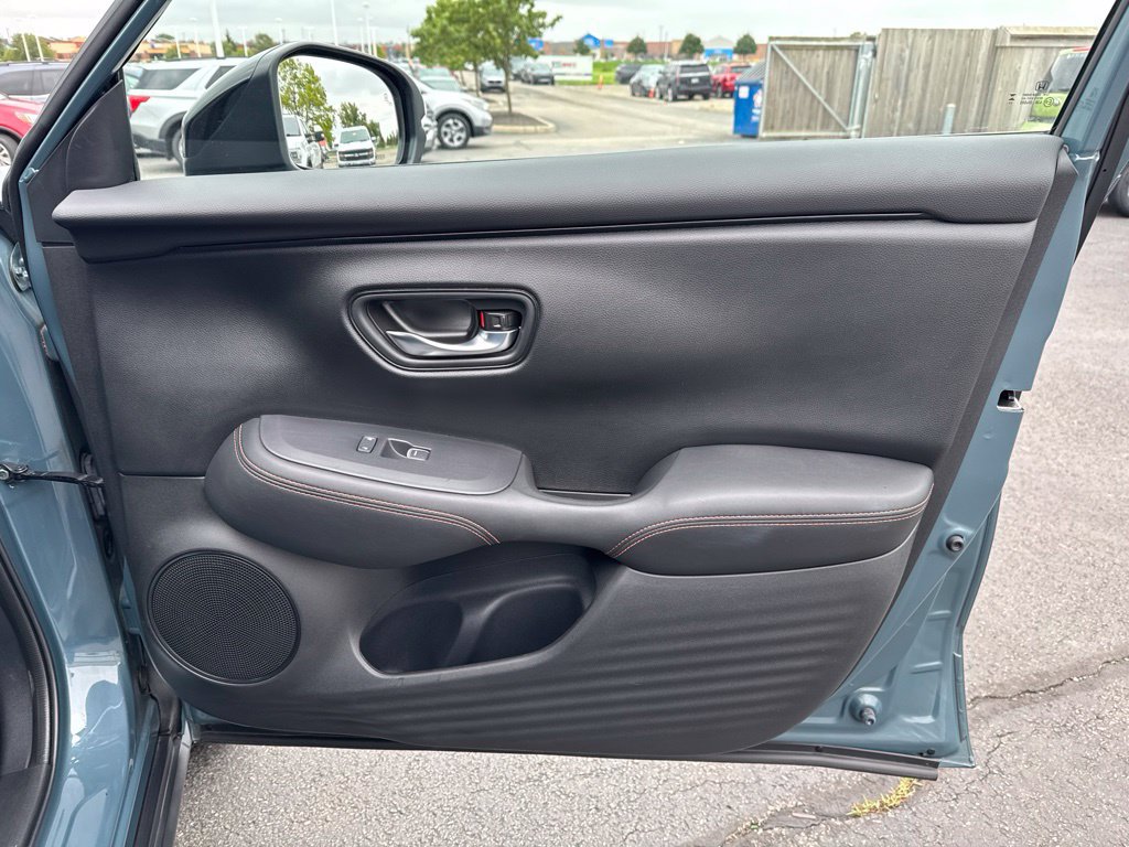 Used 2024 Honda HR-V Sport image 37