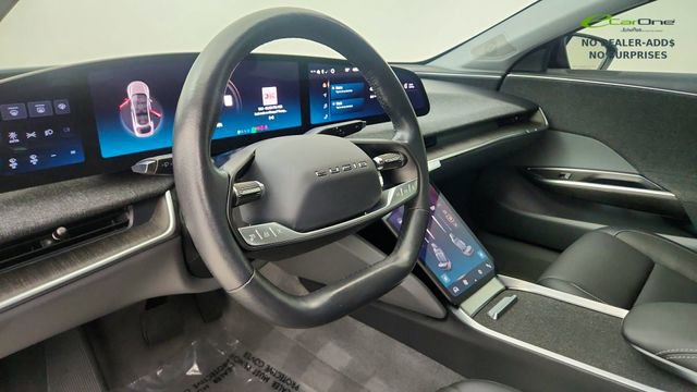 Used 2025 Lucid Air Touring AWD/4WD image 19