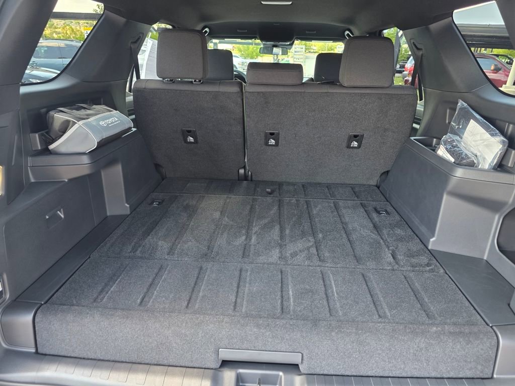 Used 2025 Toyota 4Runner TRD Off-Road image 28